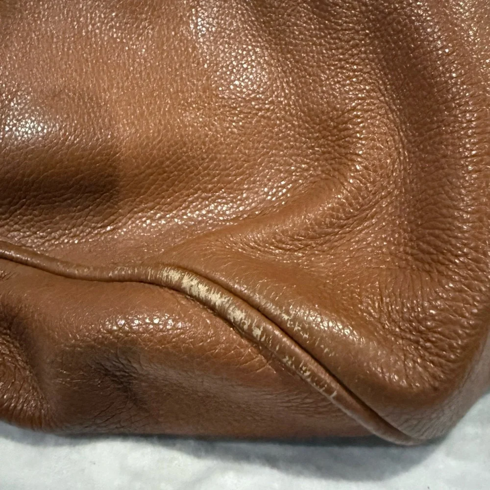 Marc by Marc Jacobs Too Hot To Handle Laetitia Hobo - Picture 6 of 13